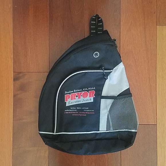 Other - NWOT Left one-shoulder black backpack
